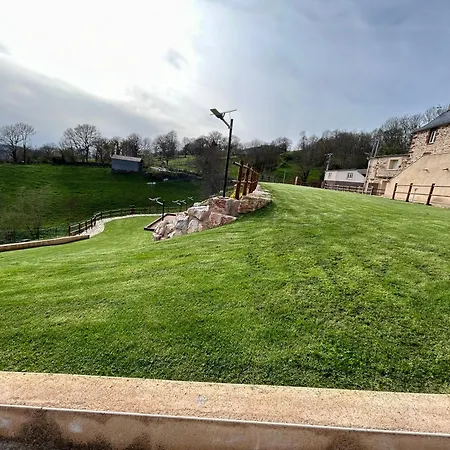 Le Domaine Du Bez De La Grise Piscine Sauna Hammam Saint-Laurent-d'Olt