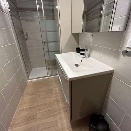 Le Domaine Du Bez De La Grise Piscine Sauna Hammam * Saint-Laurent-dʼOlt