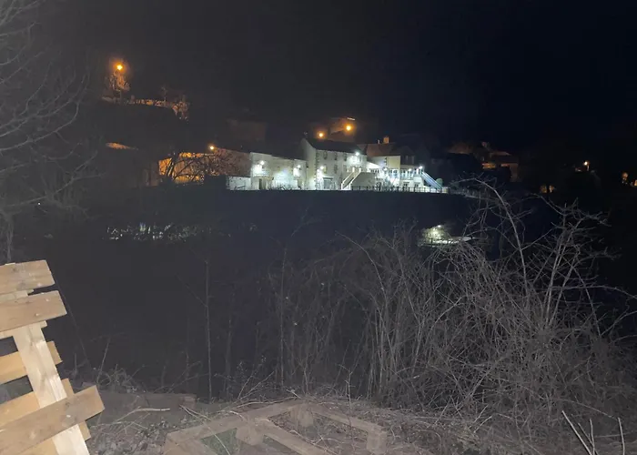 Le Domaine Du Bez De La Grise Piscine Sauna Hammam Prázdninový dům *